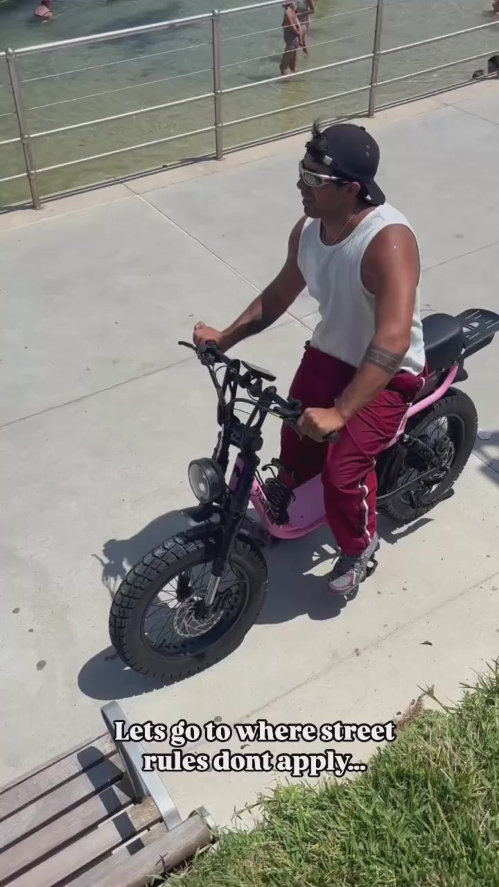 Load video: FR303 - Black