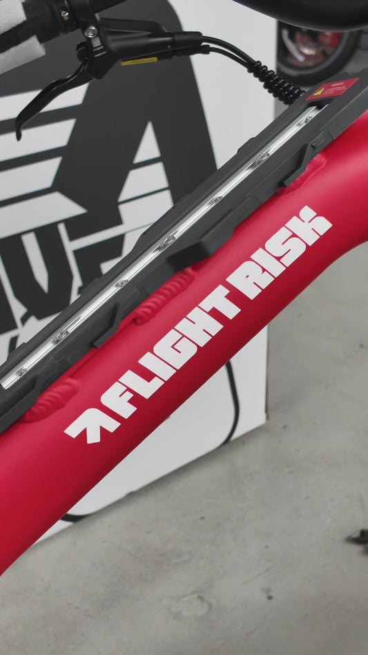 FLIGHT RISK FR666 RED